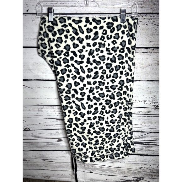 Leopard Print Fleece Pajama Pants With Drawstring Waist (NWOT) - Picture 5 of 7